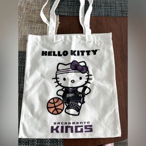 NWOT Hello kitty Sacramento Kings Canvas Tote bag